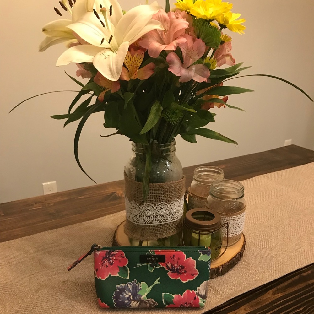 Kate Spade make up bag